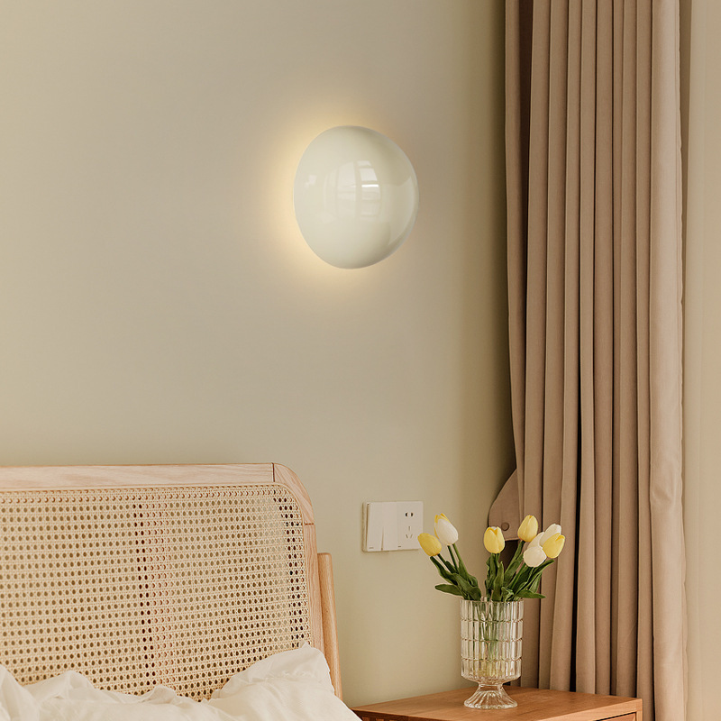 Minimalist Bauhaus Small Iron  - Glass Bed ulasan dan harga
